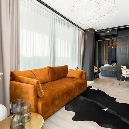 Cristallo Luxury & - Sea View By Renters Prestige