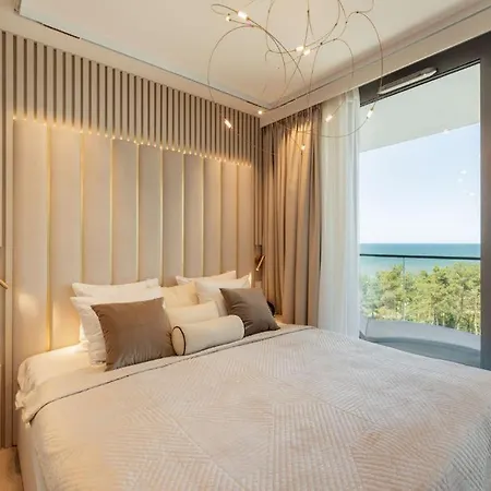 Cristallo Luxury & - Sea View By Renters Prestige